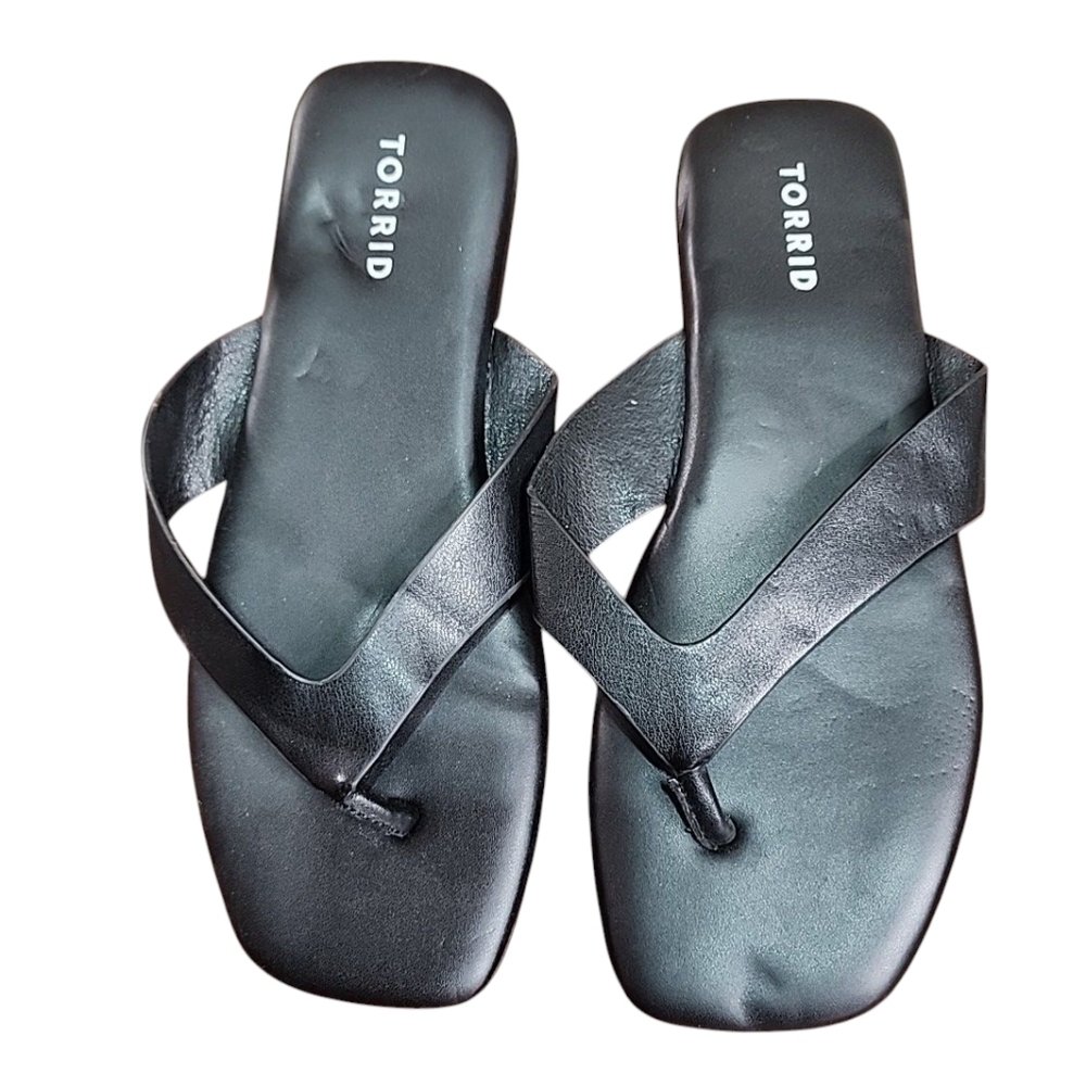 Torrid Soft Thong Flipflop Sandals. Size 8
